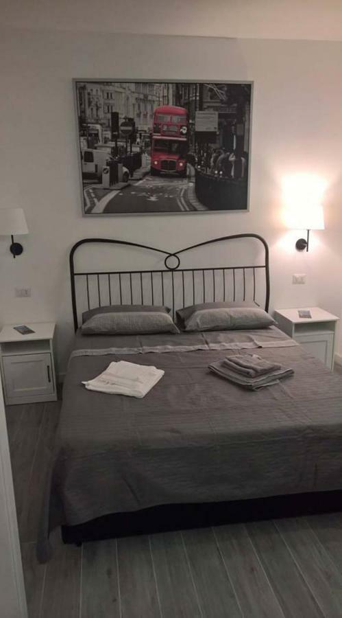 Apartment Fabrizio Napoli Dış mekan fotoğraf